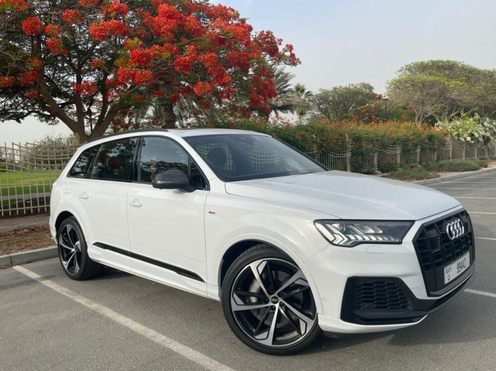 استئجار اودي Q7