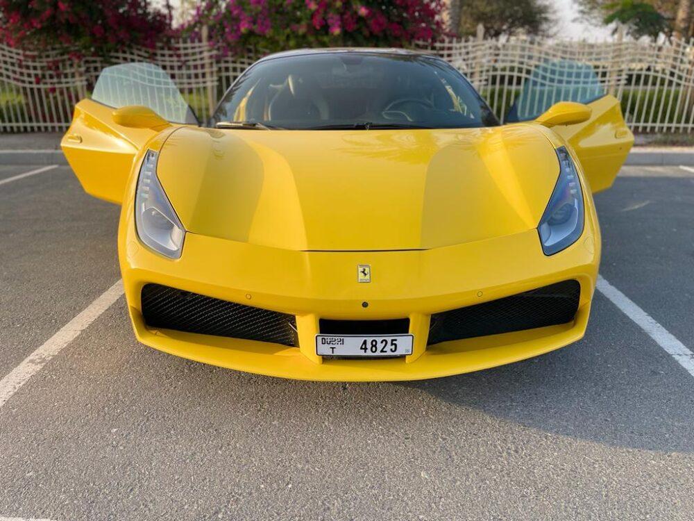 استئجار فيراري 488 GTB