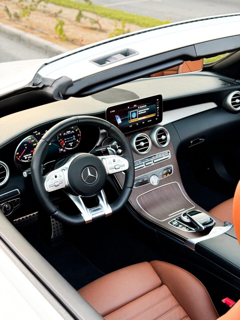 Mercedes Amg C43 Convertible  2022 دبي أوسكار